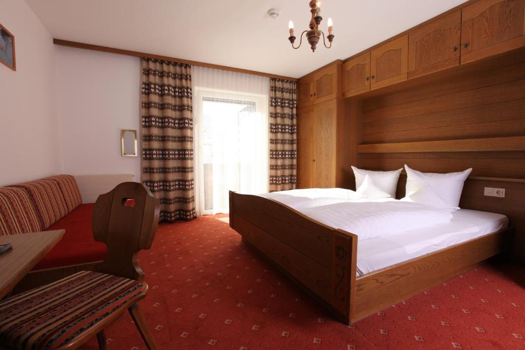 Berghotel Rasis Galtuer Bilik gambar