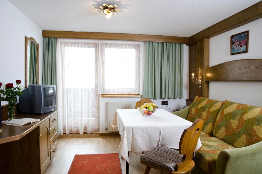 Berghotel Rasis Galtuer Bilik gambar