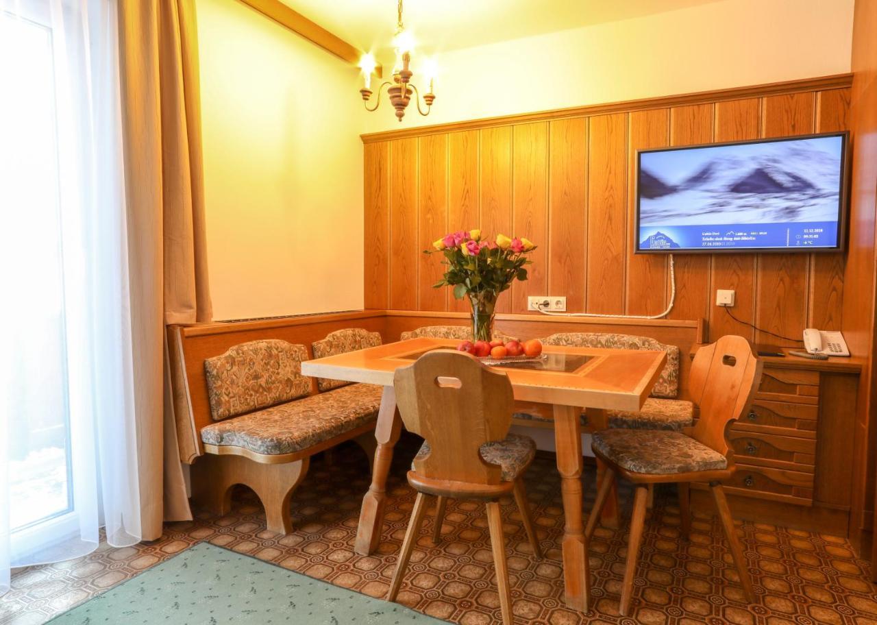 Berghotel Rasis Galtuer Luaran gambar